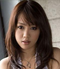 歪嘴女星爆料是谁呀视频,歪嘴女星爆料视频主角身份大猜想