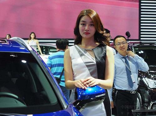 网红车模呆呆小太阳