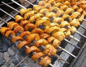 头条教烤面筋的做法视频,烤面筋制作全过程，美味在家轻松享