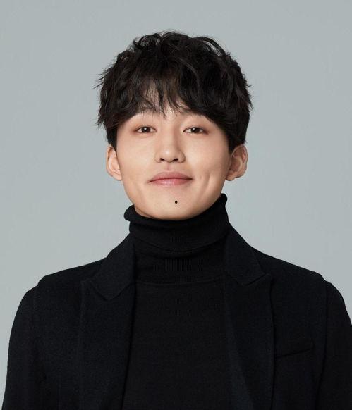 明星张墨,星光璀璨的演艺之路